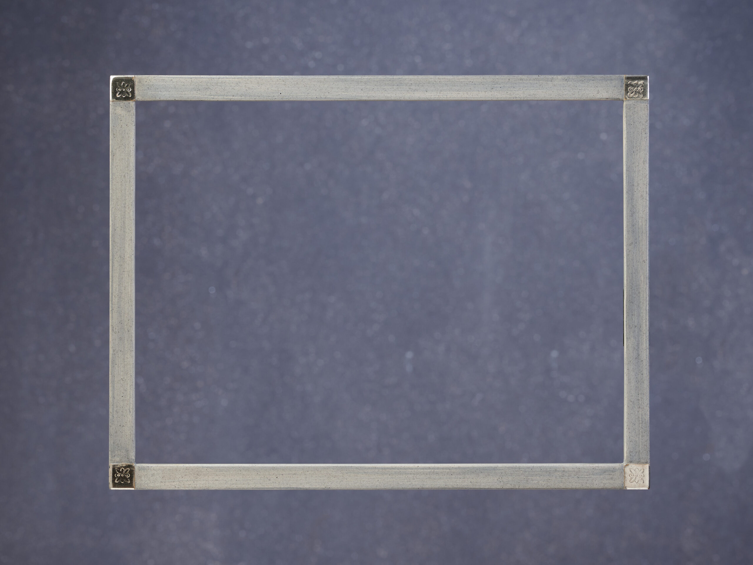 Vergolderrahmen E2010 Blumenpunze 30x40 – Bild 4